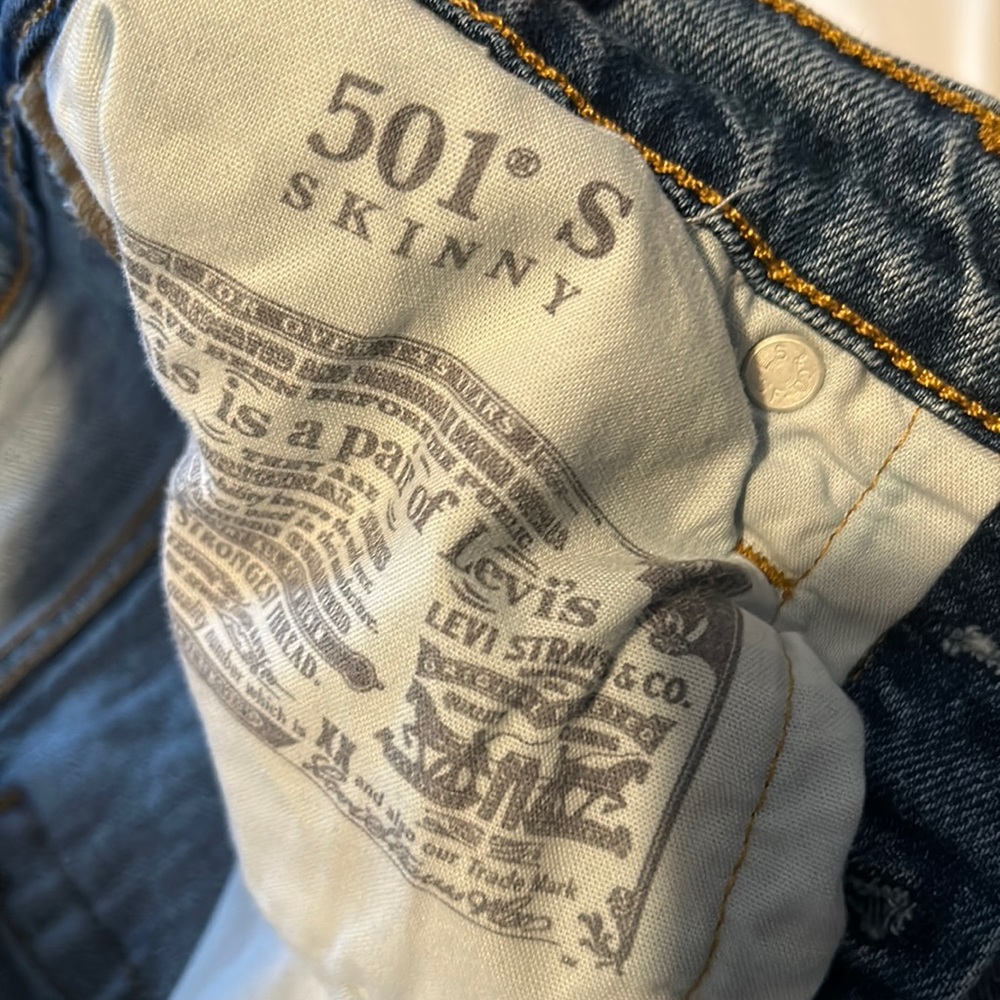 Levi vintage high wasted straight leg jeans